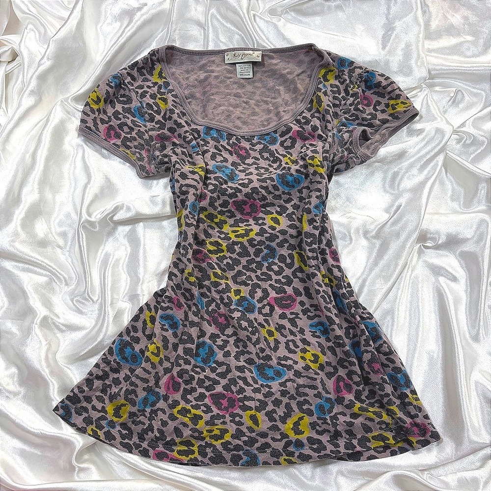 y2k Self Esteem Top Grey Excellent Multi Color Leopard Print Scoop Neck Tee M